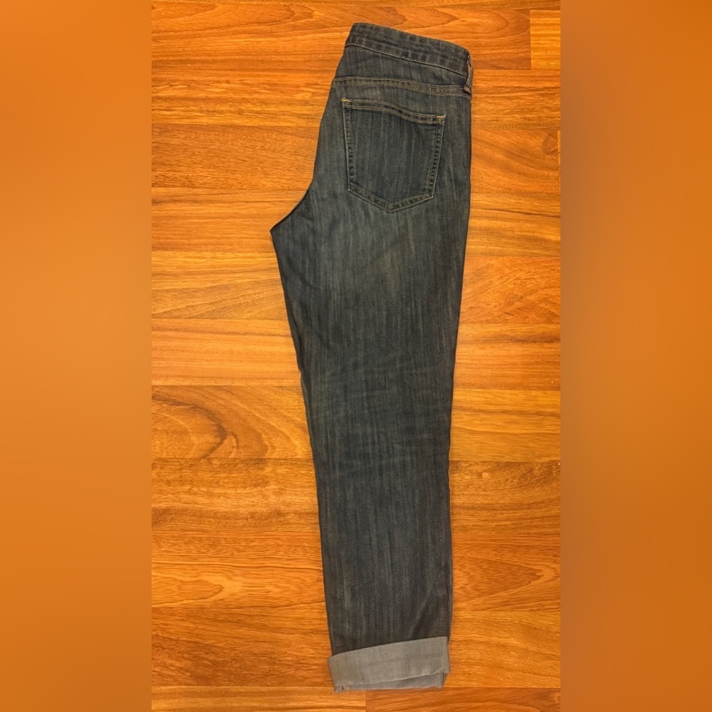 GAP Girlfriend Fit Blue Denim Jeans